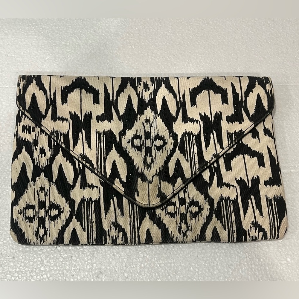 INC International Concepts Black and Cream Patterned Clutch